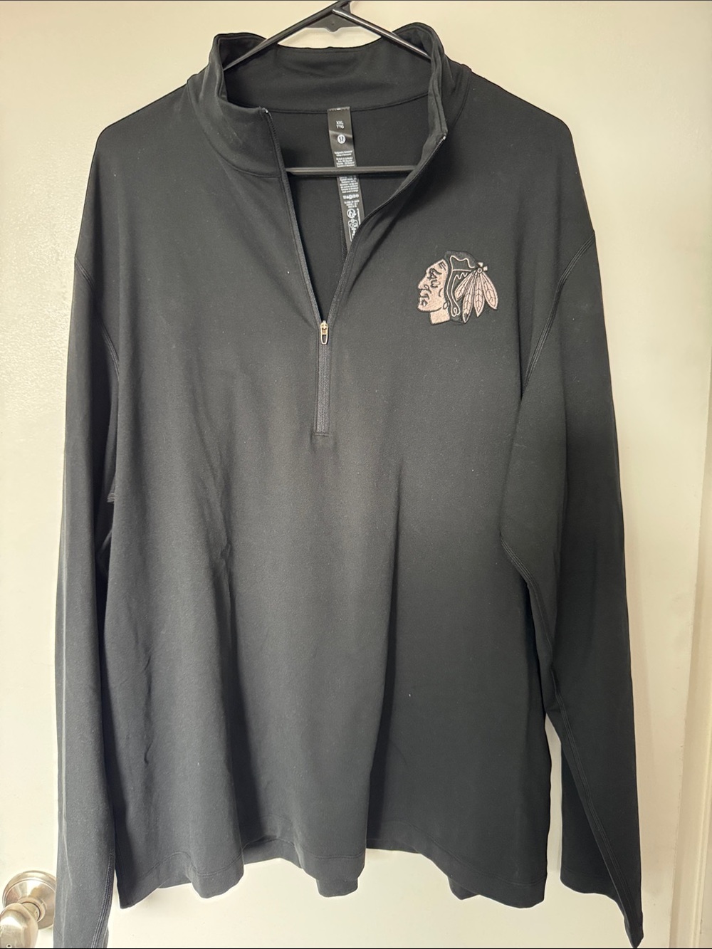 Lululemon Men's Soft Jersey Half-Zip Pullover Black Chicago Blackhawks XXL